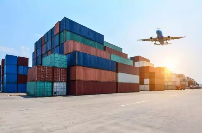 Como uma empresa de importação calcula o simples nacional?