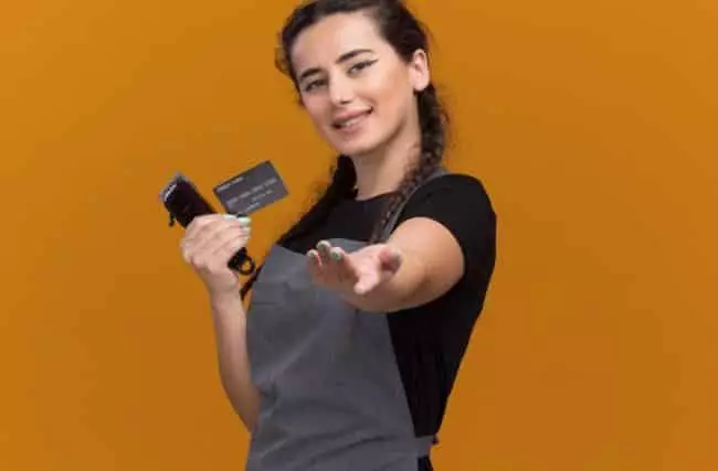 Vale a Pena Ter um Cartão de Crédito Empresarial? Entenda