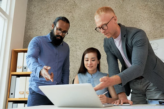 erros contábeis em multinacionais