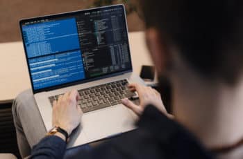 Gestão contábil eficiente para empresas de tecnologia em crescimento