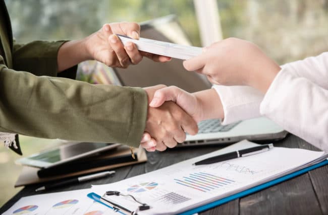 Tudo sobre o empréstimo consignado nas empresas em 2025
