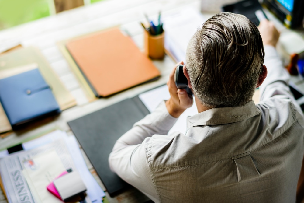 Quais são os principais impactos nas empresas de serviços